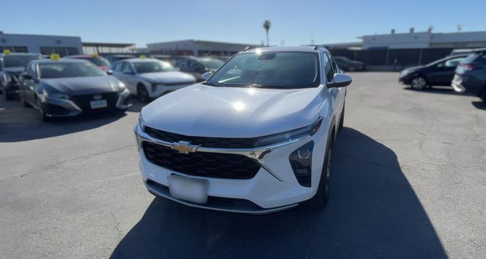 Thumbnail: 2025 Chevrolet Trax - 1