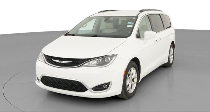 Thumbnail: 2018 Chrysler Pacifica - 1