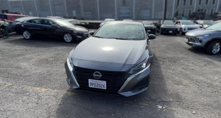 Thumbnail: 2025 Nissan Altima - 1