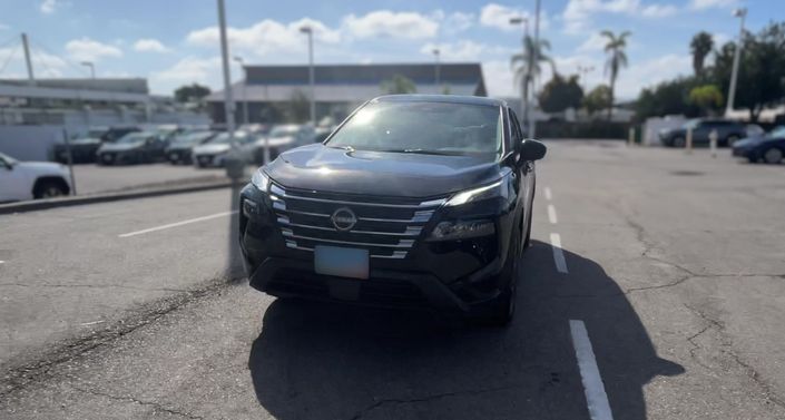 Thumbnail: 2025 Nissan Rogue - 1