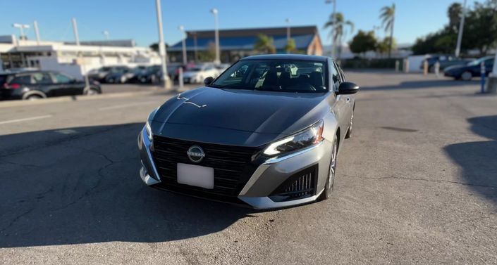 Thumbnail: 2025 Nissan Altima - 1