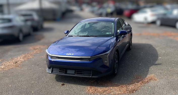 Thumbnail: 2025 Kia K4 - 1