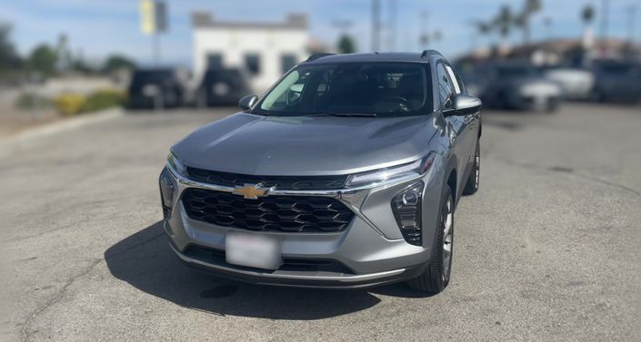 Thumbnail: 2025 Chevrolet Trax - 1