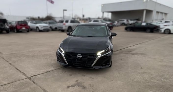 Thumbnail: 2025 Nissan Altima - 1