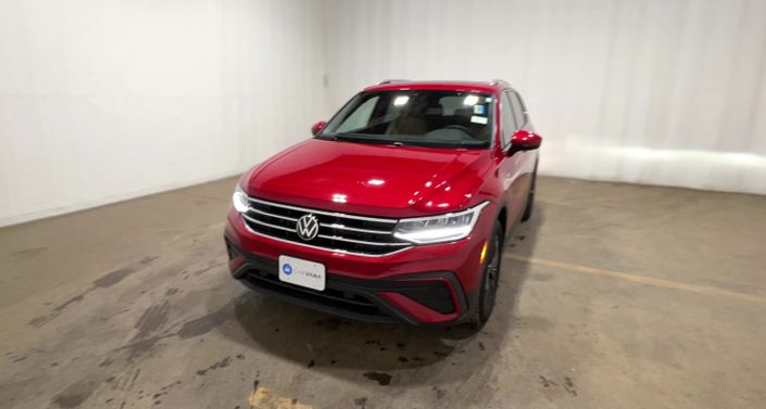 Thumbnail: 2024 Volkswagen Tiguan - 1