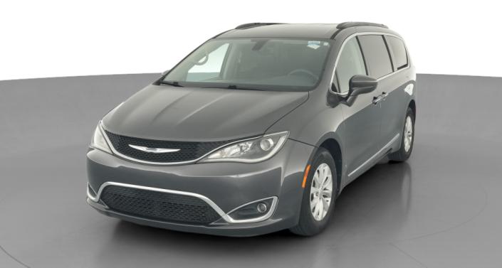Thumbnail: 2017 Chrysler Pacifica - 1