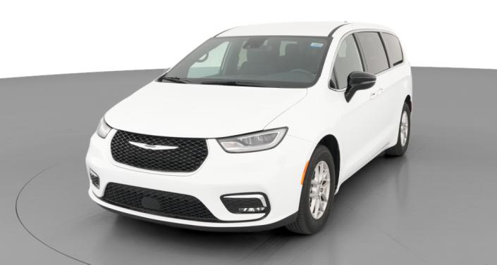 Thumbnail: 2024 Chrysler Pacifica - 1