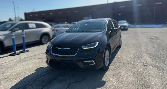 Thumbnail: 2024 Chrysler Pacifica - 1