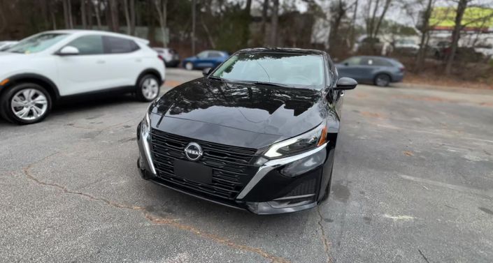 Thumbnail: 2025 Nissan Altima - 1