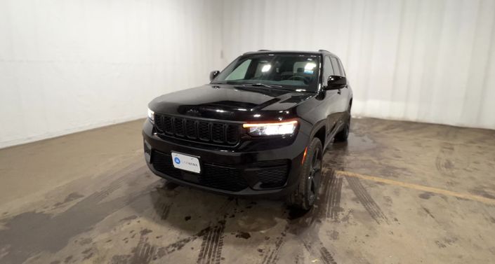 Thumbnail: 2023 Jeep Grand Cherokee - 1