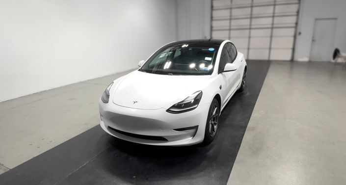 Thumbnail: 2021 Tesla Model 3 - 1