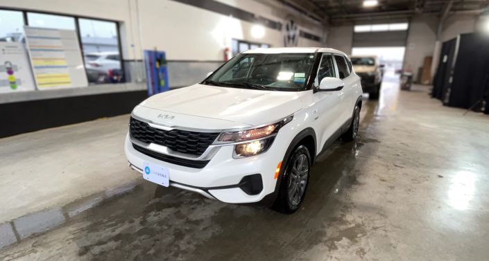 Thumbnail: 2023 Kia Seltos - 1