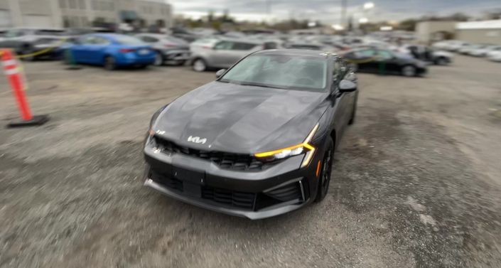 Thumbnail: 2025 Kia K5 - 1