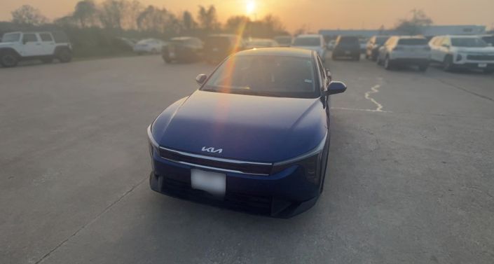 Thumbnail: 2025 Kia K4 - 1