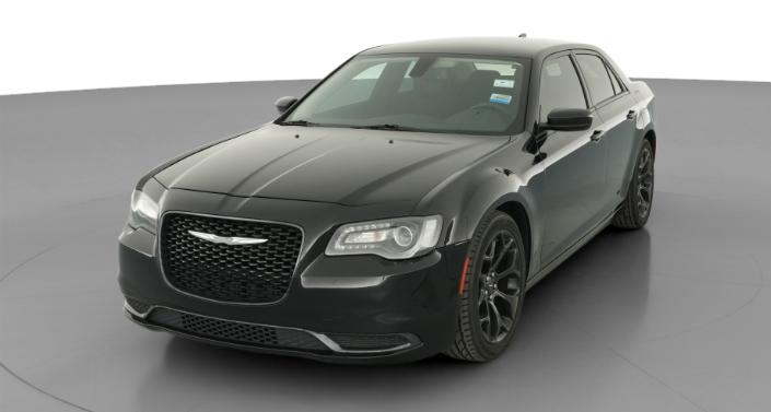 Thumbnail: 2019 Chrysler 300 - 1