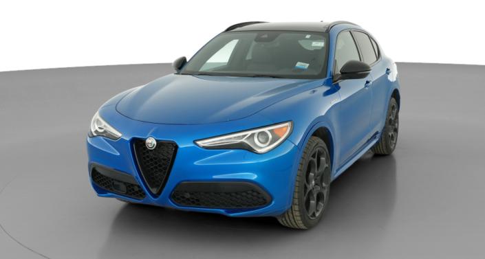 Thumbnail: 2022 Alfa Romeo Stelvio - 1