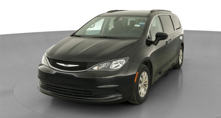 Thumbnail: 2017 Chrysler Pacifica - 1