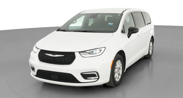 Thumbnail: 2025 Chrysler Pacifica - 1