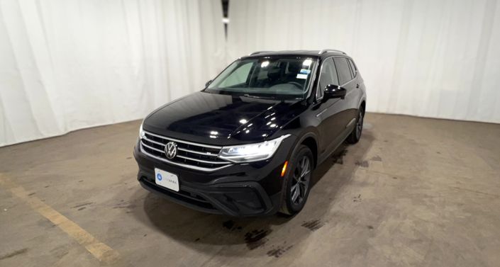Thumbnail: 2023 Volkswagen Tiguan - 1