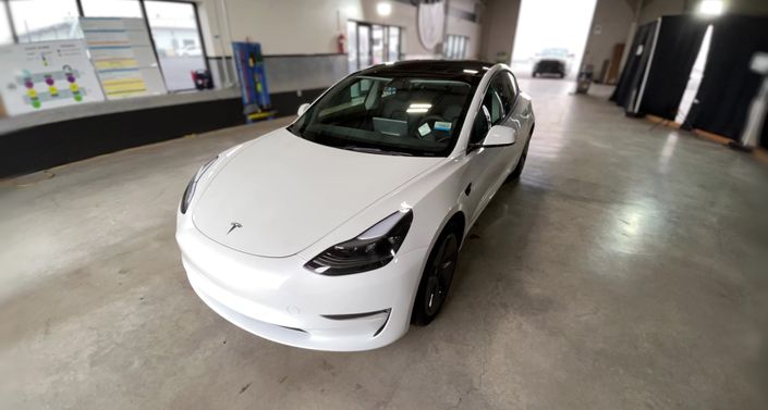 Thumbnail: 2023 Tesla Model 3 - 1