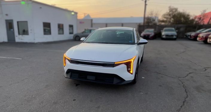 Thumbnail: 2025 Kia K4 - 1