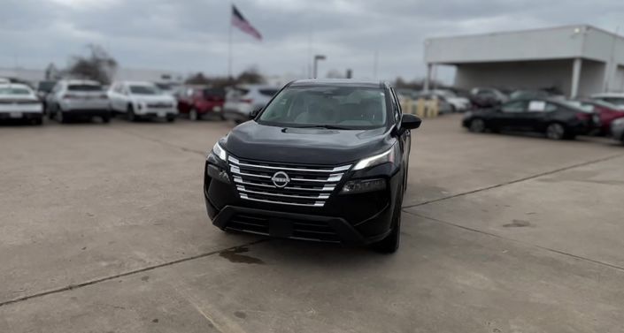 Thumbnail: 2025 Nissan Rogue - 1