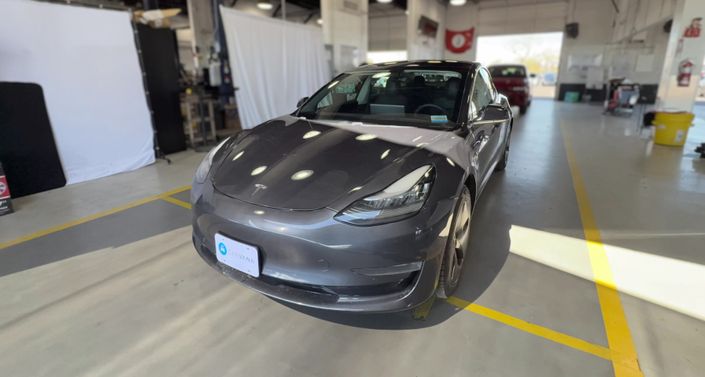 Thumbnail: 2019 Tesla Model 3 - 1