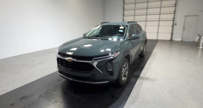 Thumbnail: 2025 Chevrolet Trax - 1