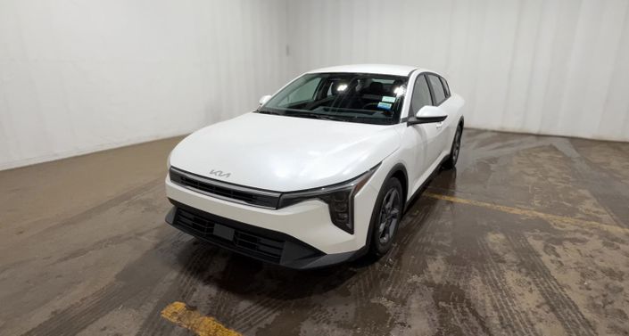 Thumbnail: 2025 Kia K4 - 1