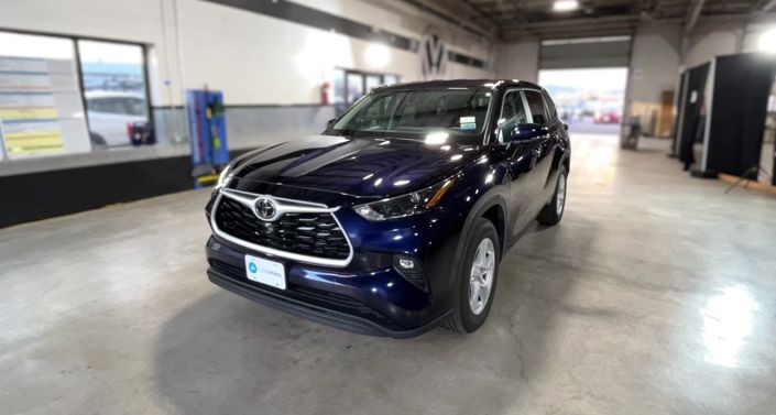 2025 Toyota Highlander LE