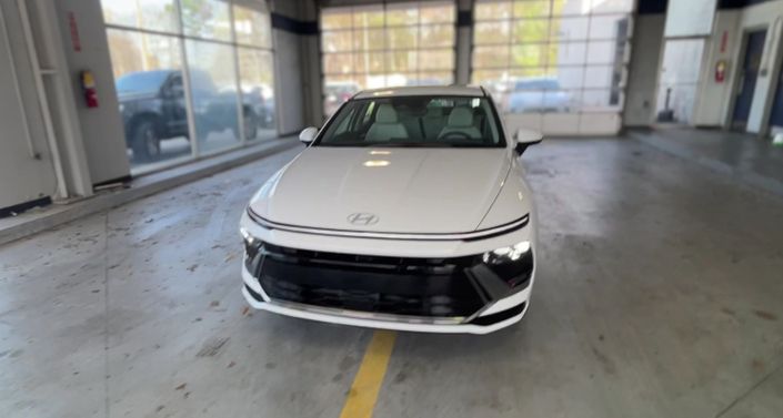Thumbnail: 2025 Hyundai Sonata - 1