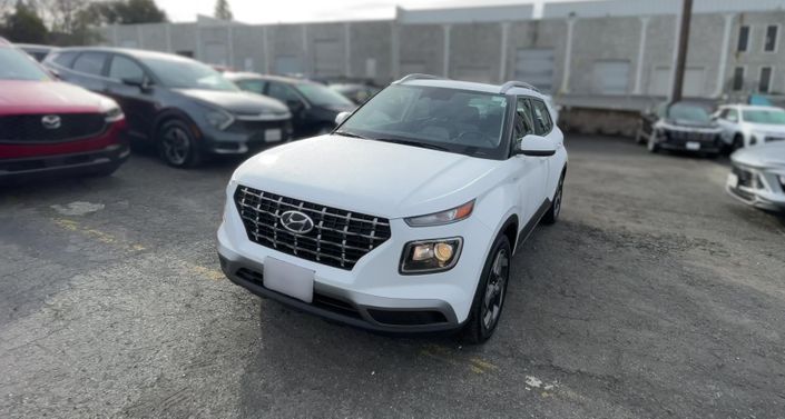 Thumbnail: 2025 Hyundai Venue - 1