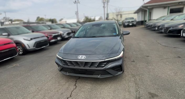 Thumbnail: 2025 Hyundai Elantra - 1