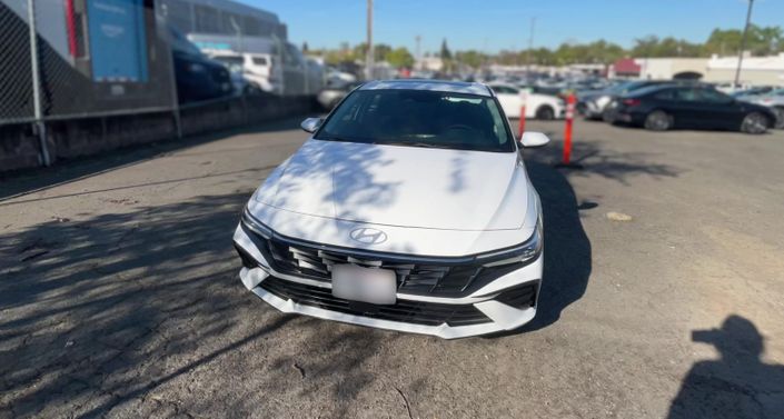 Thumbnail: 2025 Hyundai Elantra - 1