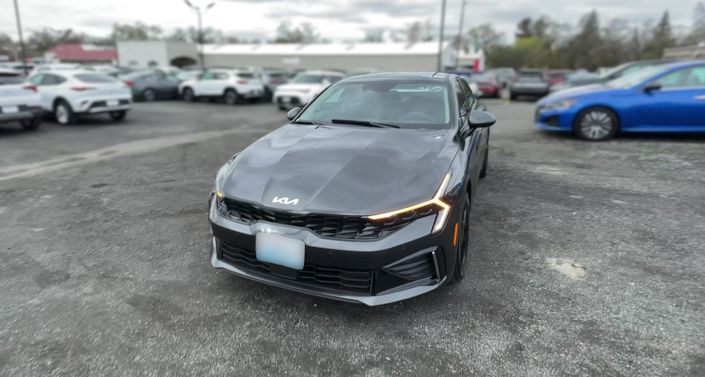 Thumbnail: 2025 Kia K5 - 1