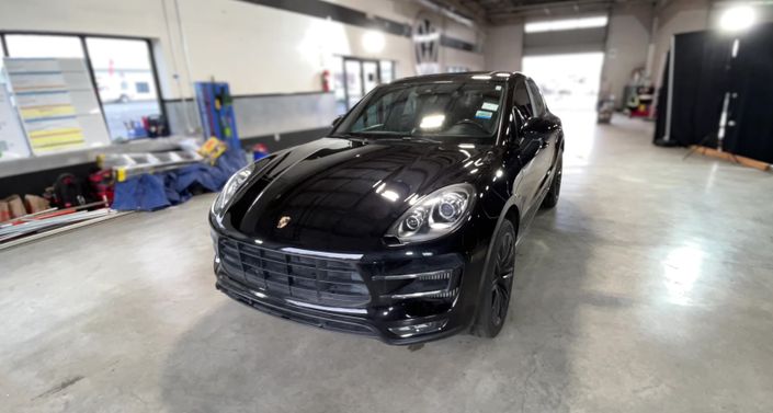 Thumbnail: 2017 Porsche Macan - 1