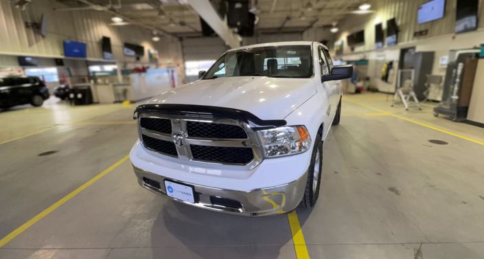 Thumbnail: 2019 RAM 1500 Classic - 1