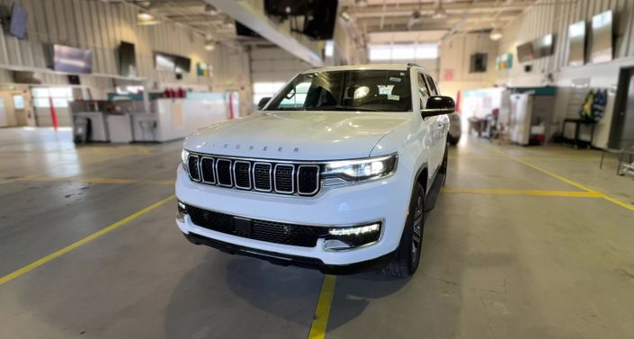 Thumbnail: 2025 Jeep Wagoneer - 1