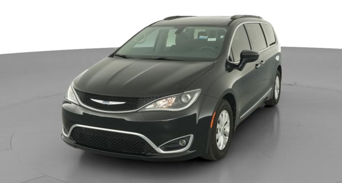 Thumbnail: 2017 Chrysler Pacifica - 1