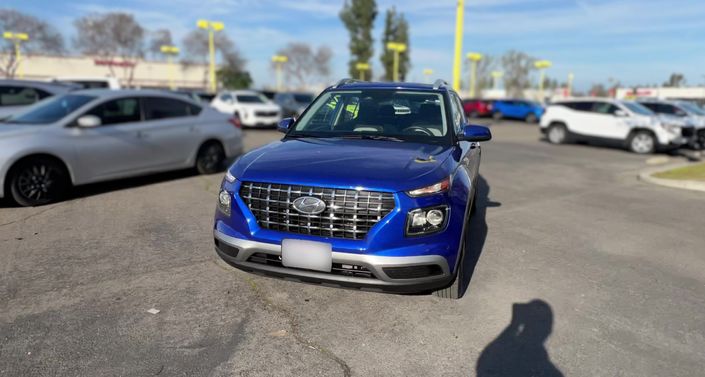 Thumbnail: 2025 Hyundai Venue - 1