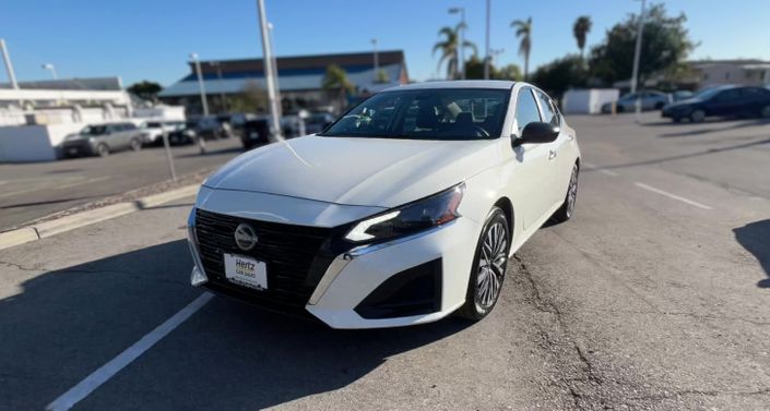 Thumbnail: 2025 Nissan Altima - 1