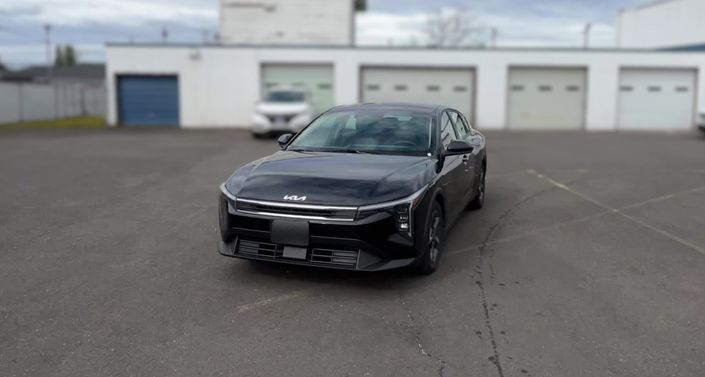 Thumbnail: 2025 Kia K4 - 1