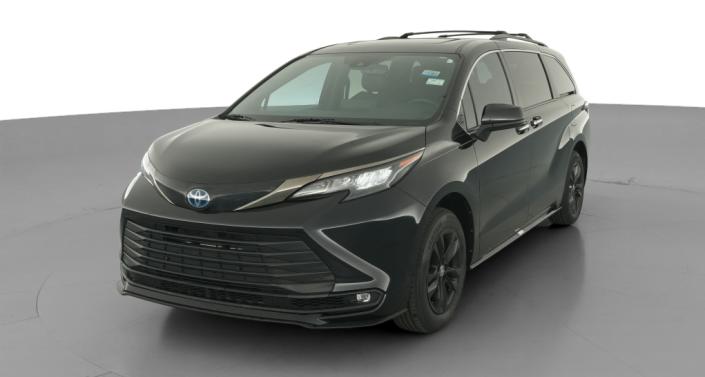 Thumbnail: 2023 Toyota Sienna - 1