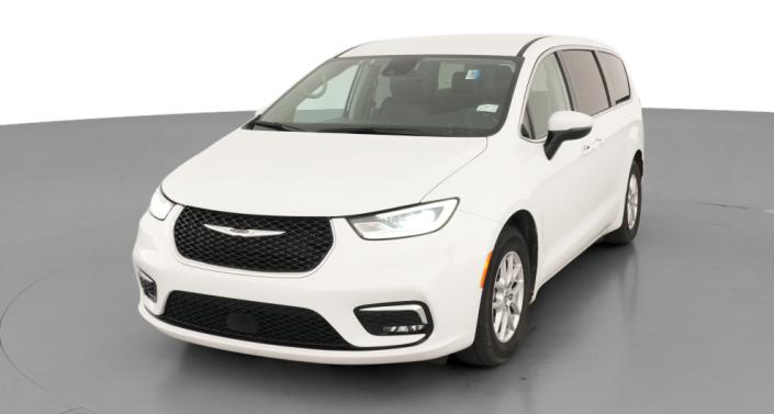 Thumbnail: 2023 Chrysler Pacifica - 1