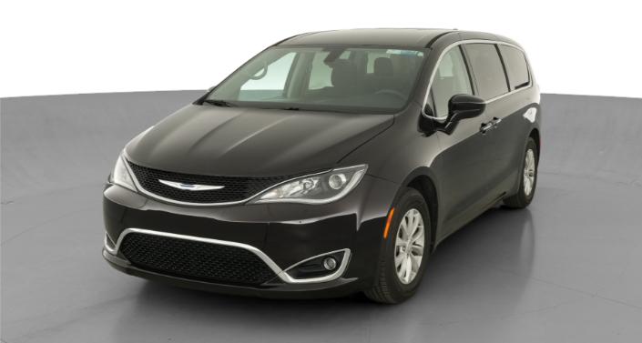 Thumbnail: 2018 Chrysler Pacifica - 1