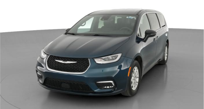 Thumbnail: 2025 Chrysler Pacifica - 1