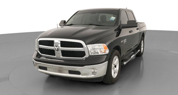 Thumbnail: 2021 RAM 1500 Classic - 1