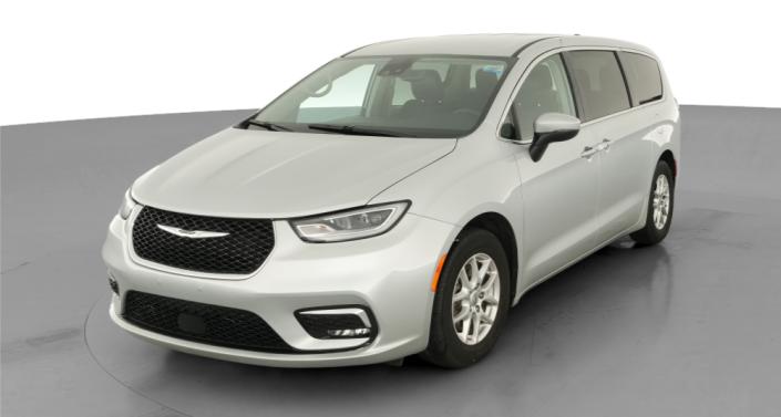 Thumbnail: 2023 Chrysler Pacifica - 1