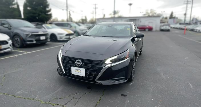 Thumbnail: 2025 Nissan Altima - 1