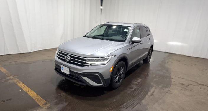 Thumbnail: 2022 Volkswagen Tiguan - 1